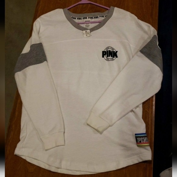 New with tags Victorias Secret PINK Crew Medium - Picture 2 of 4